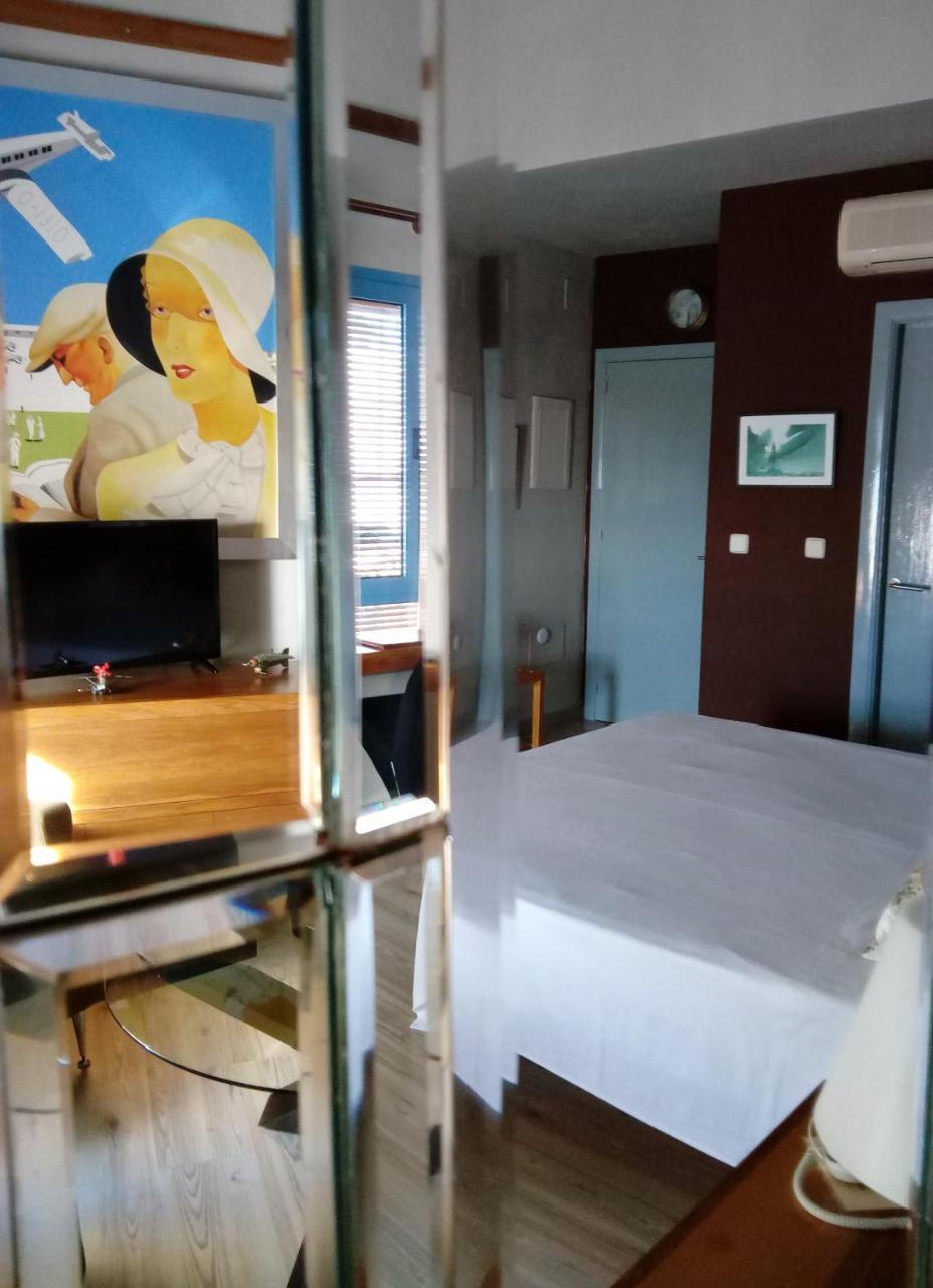 Utopia 4*